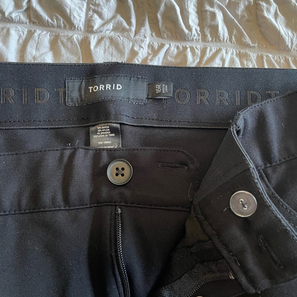 NWOT - Torrid Black work pants